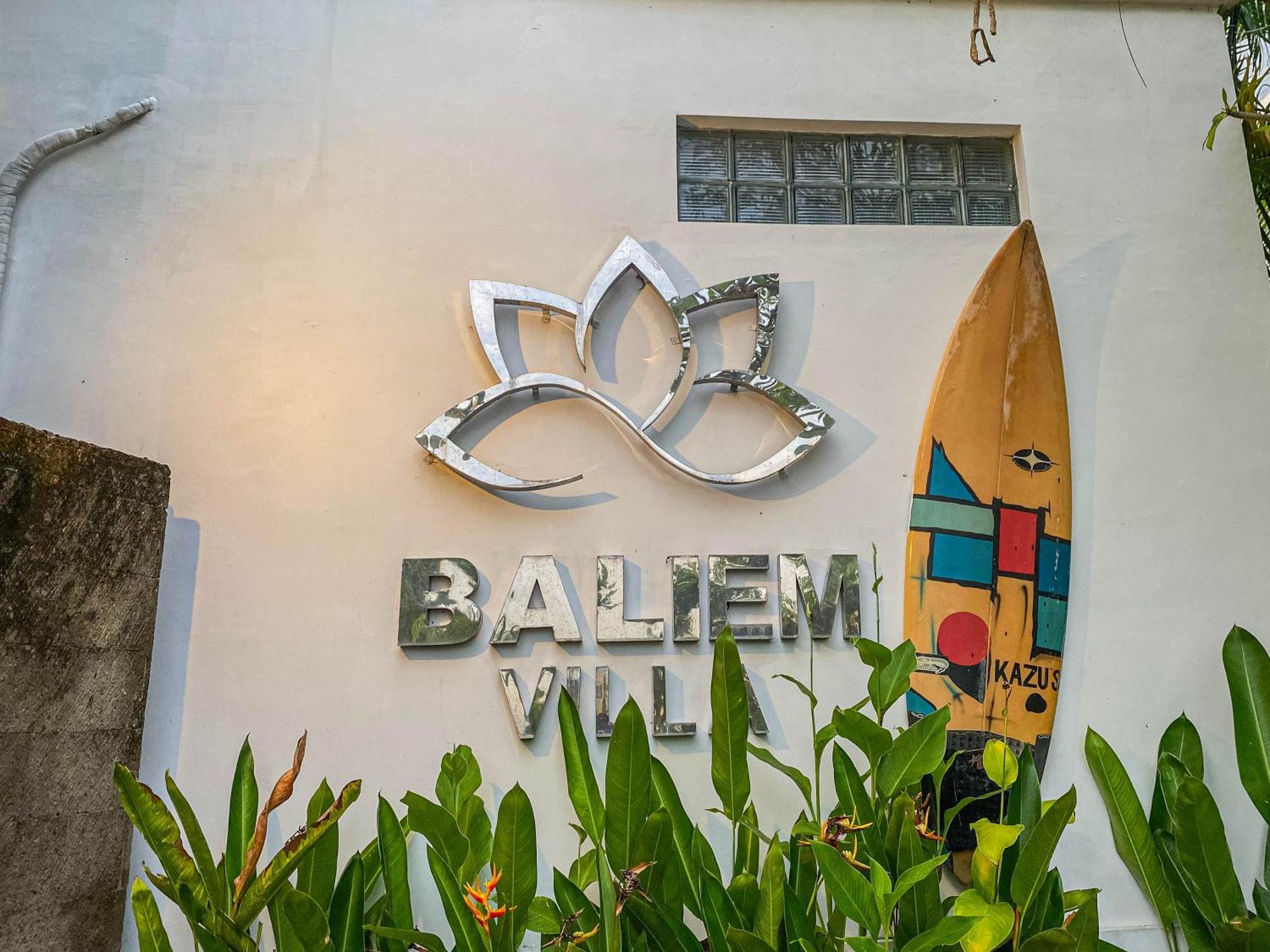 The Baliem Villa ジンバラン エクステリア 写真
